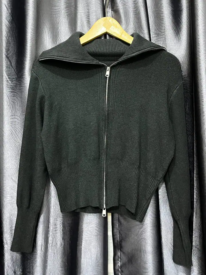 Cardigan zip kerah lebar hitam, cardigan