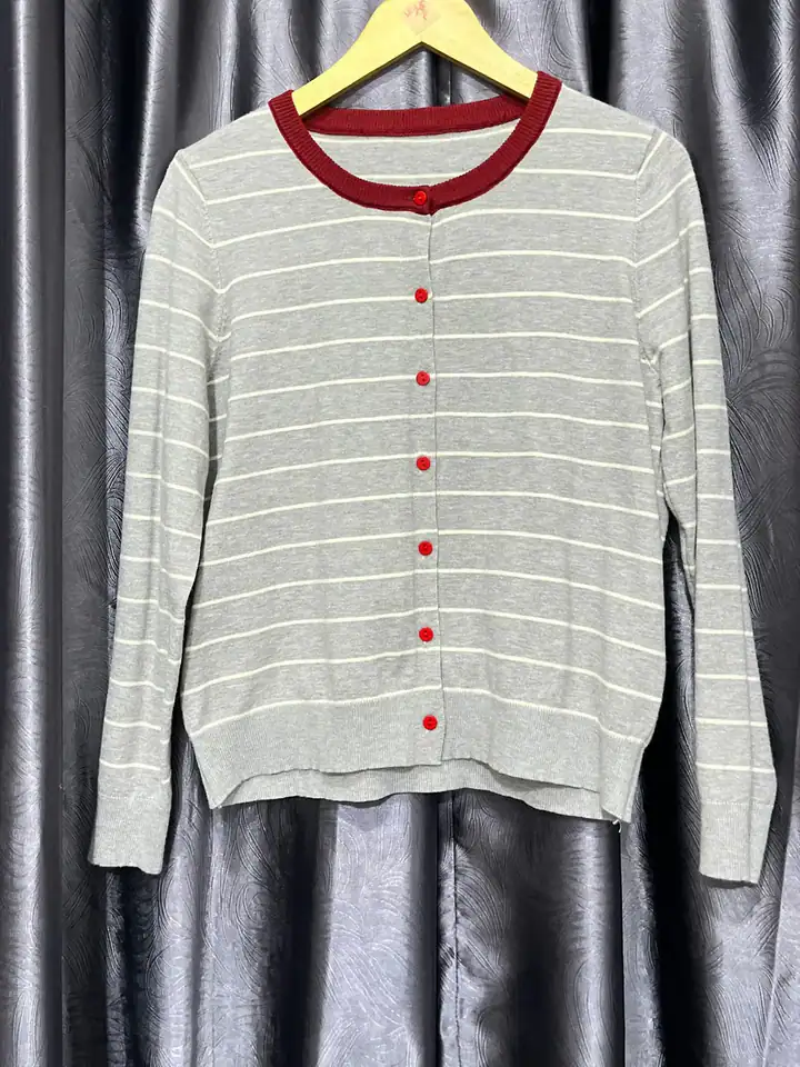 Cardigan garis abu list merah, cardigan